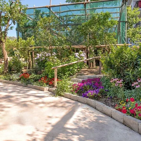 Da بيت ضيافة سورينتو